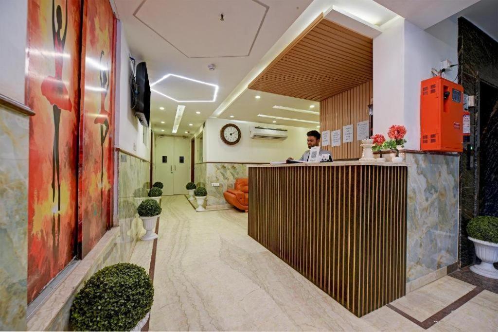 Hotel Rosewood Near Delhi Airport New Delhi Exteriör bild